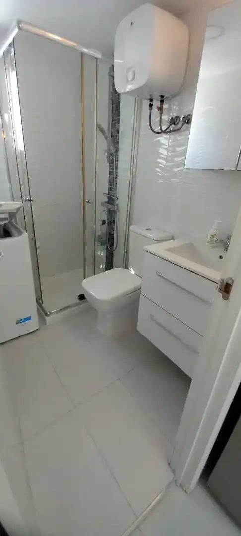 Baño de Piso de alquiler en Las Palmas de Gran Canaria con Terraza y Amueblado
