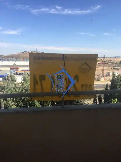 Vista exterior de Pis de lloguer en Cáceres amb Calefacció, Terrassa i Traster