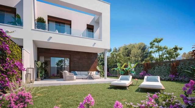 Casa-chalet en Venta en Poligono UE-2 Entrenucleos en Entrenúcleos