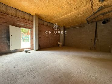 Office space with lift for sale in GALVANY