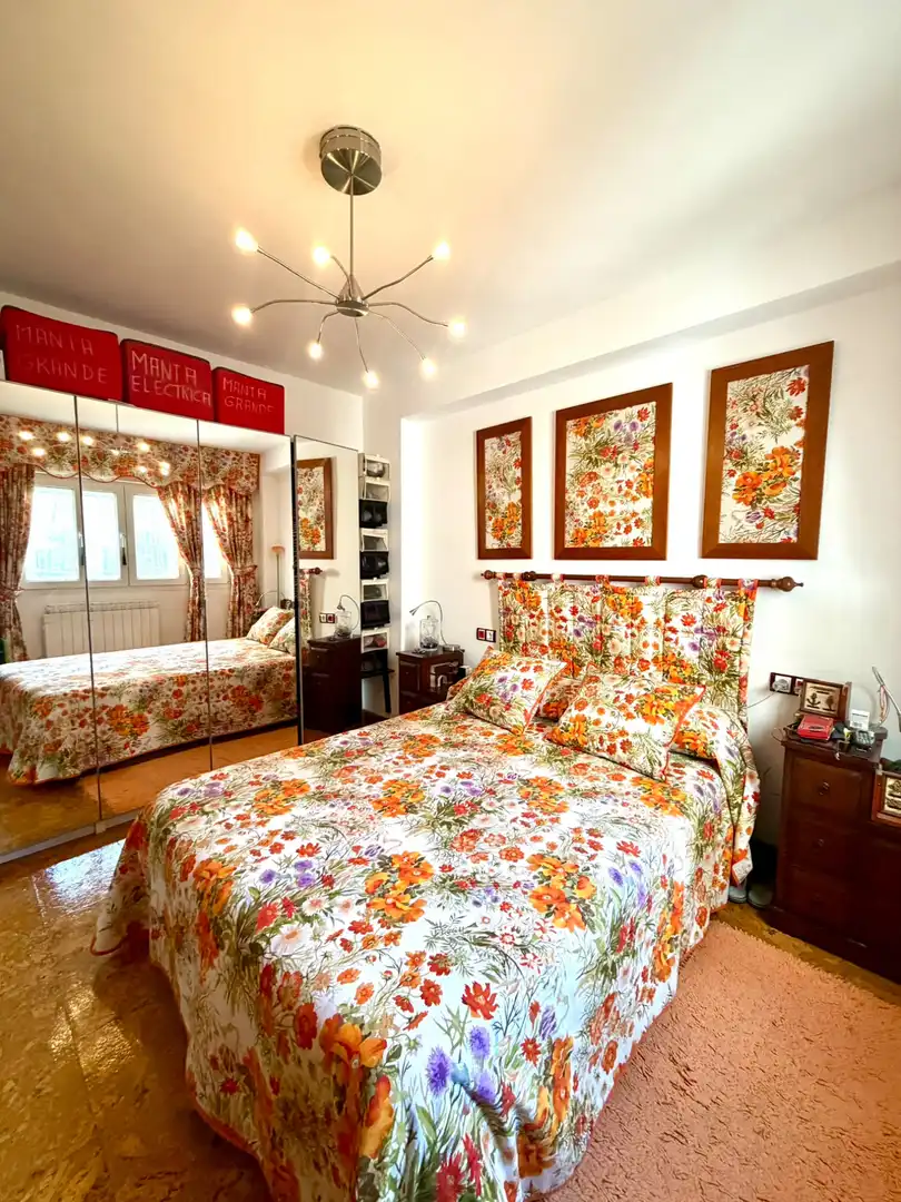 Schlafzimmer von Wohnung zum Verkauf in Gijón  mit Heizung