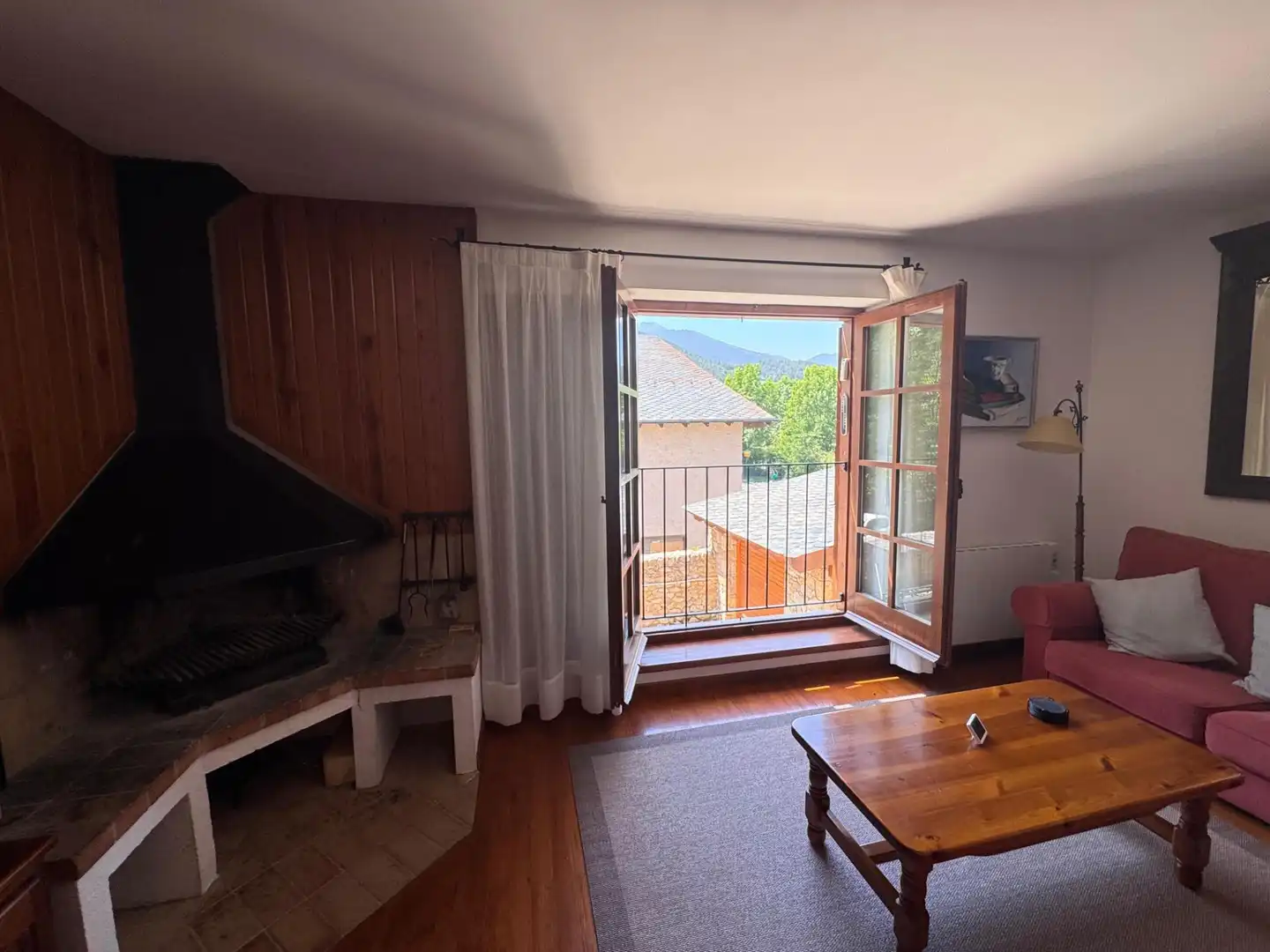 Living room of Detached homes for sale in Urús  with Heating, Private garden and Terrace