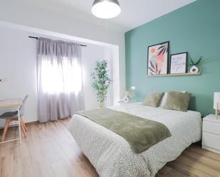 Bedroom of Flat to share in  Almería Capital  with Air Conditioner and Balcony