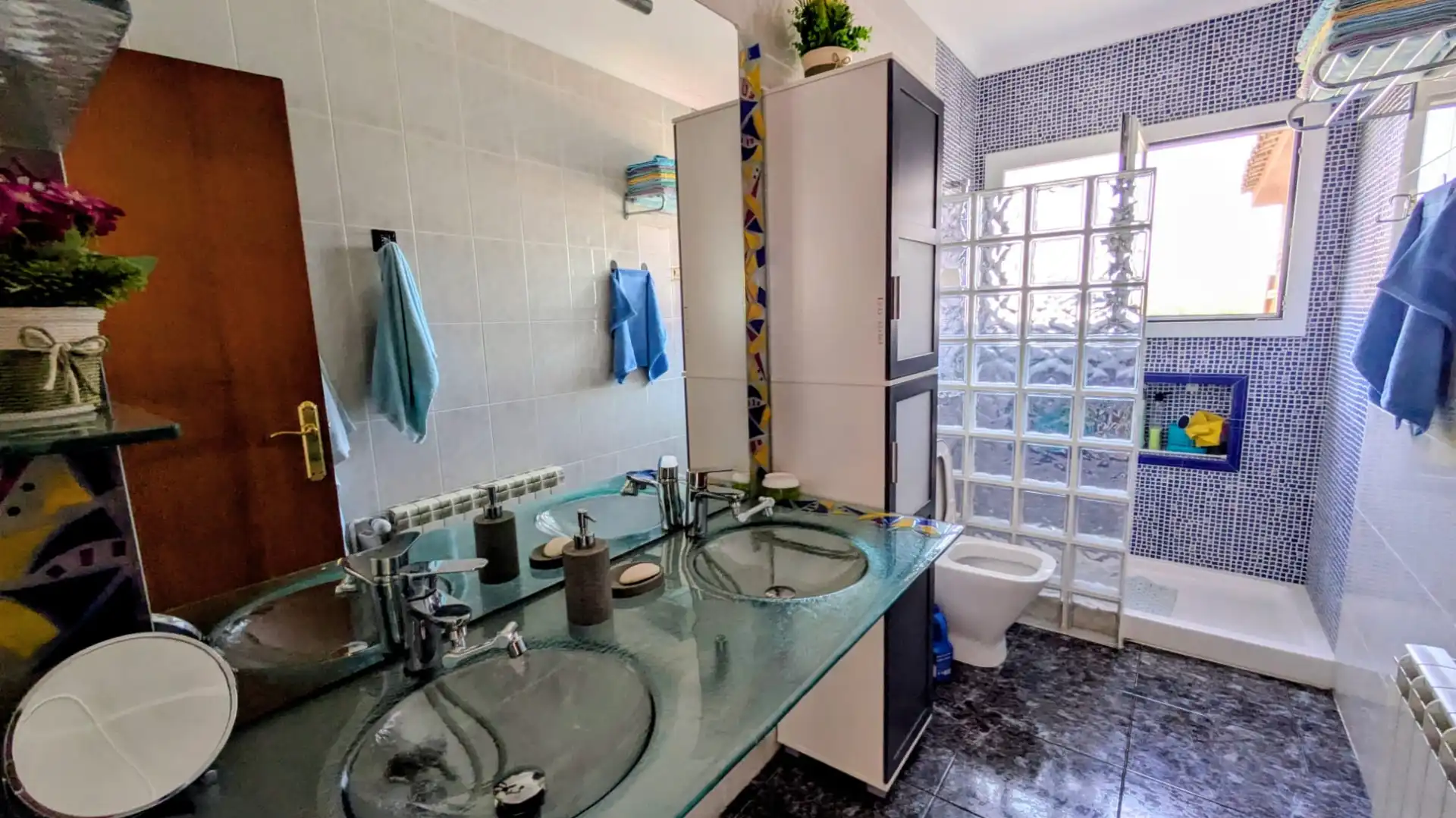 Bathroom of Detached homes for sale in Altafulla  with Air Conditioner, Heating and Private garden