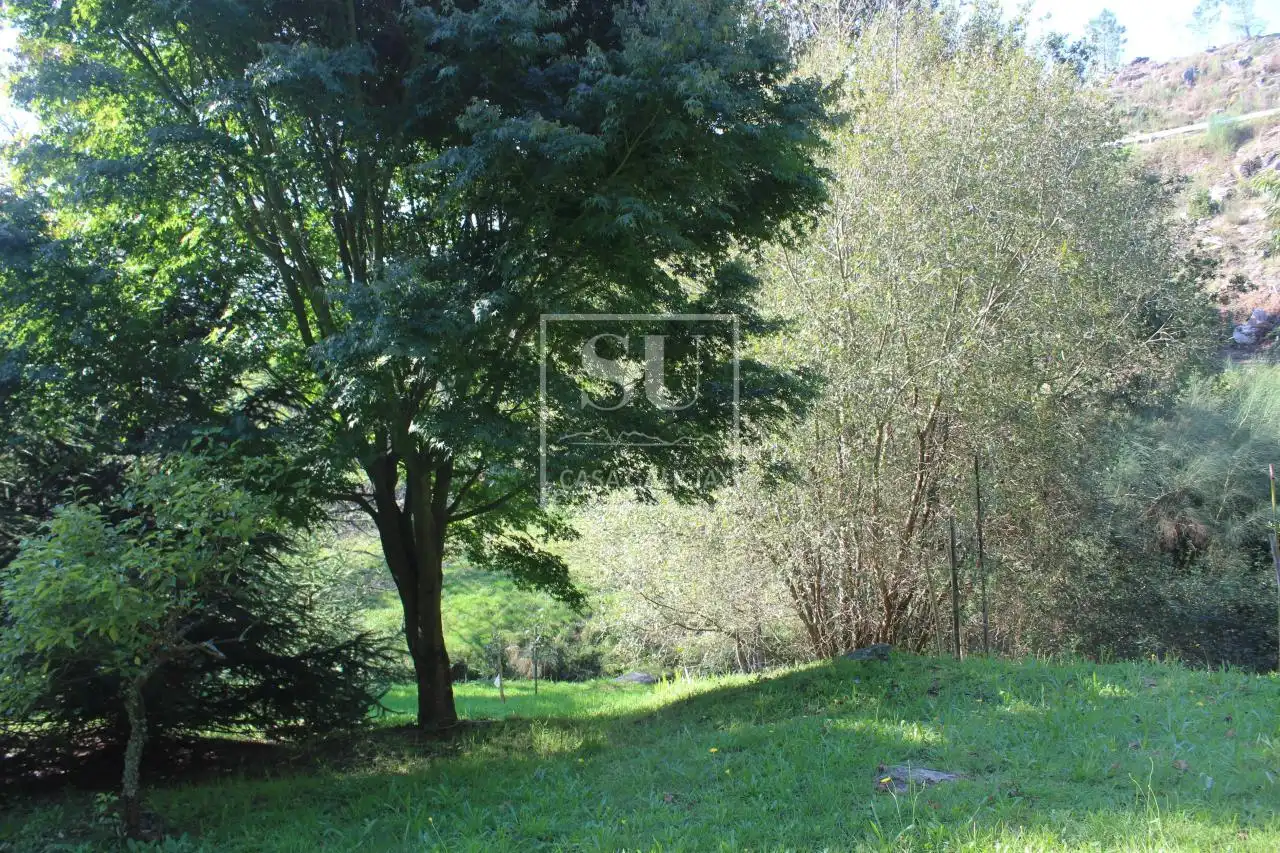 Casa o xalet en venda en Gondomar amb Calefacció, Jardí privat i Moblat