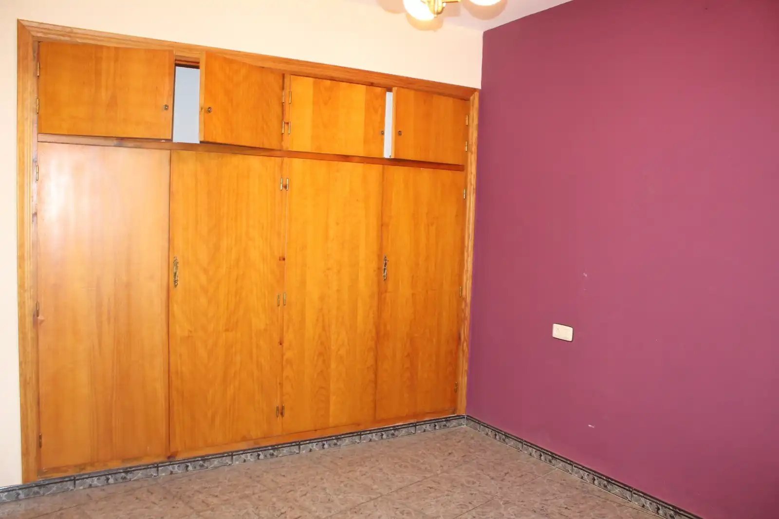 Habitación de Casa o chalet en venta en Nevada con Terraza, Trastero y Amueblado