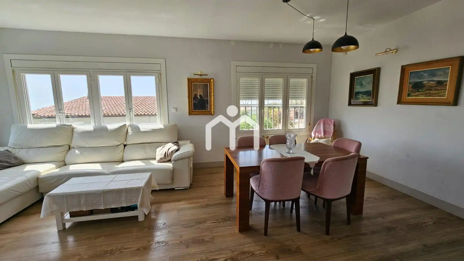 Sala de estar de Casa o chalet en venta en Cabrils con Calefacción, Parquet y Terraza
