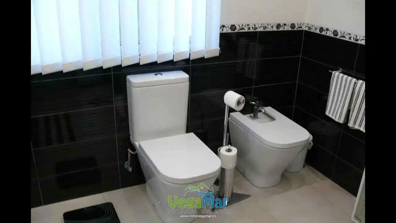 Baño de Casa o chalet en venta en Almuñécar con Jardín privado y Terraza