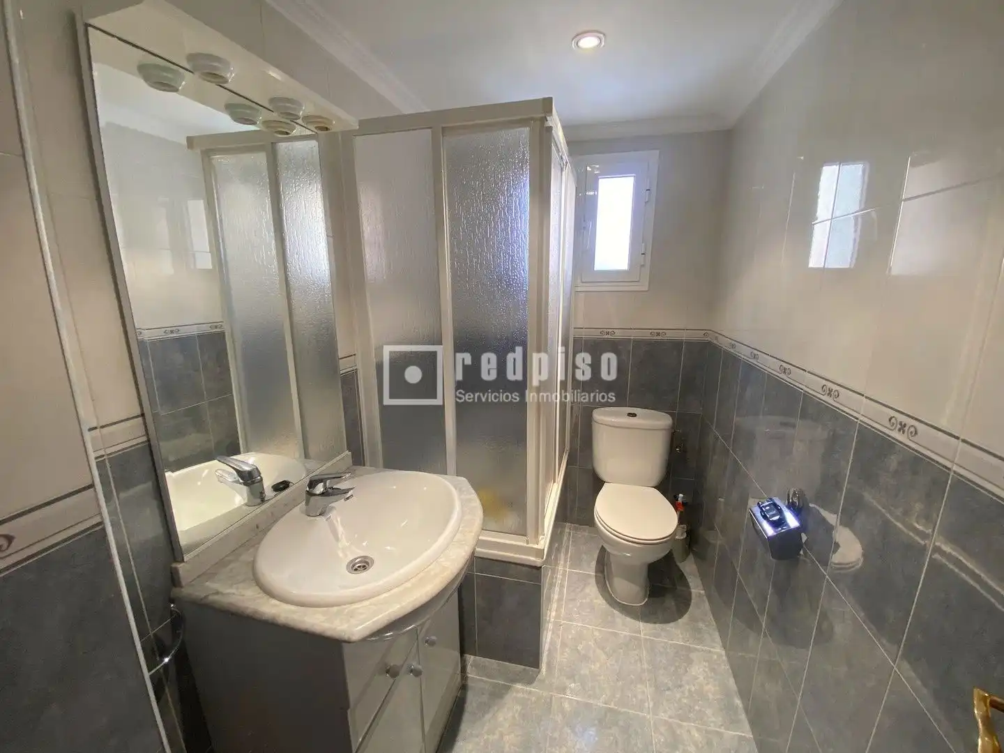 Bathroom of Flat for sale in Málaga  with Air Conditioner, Heating and Terrace