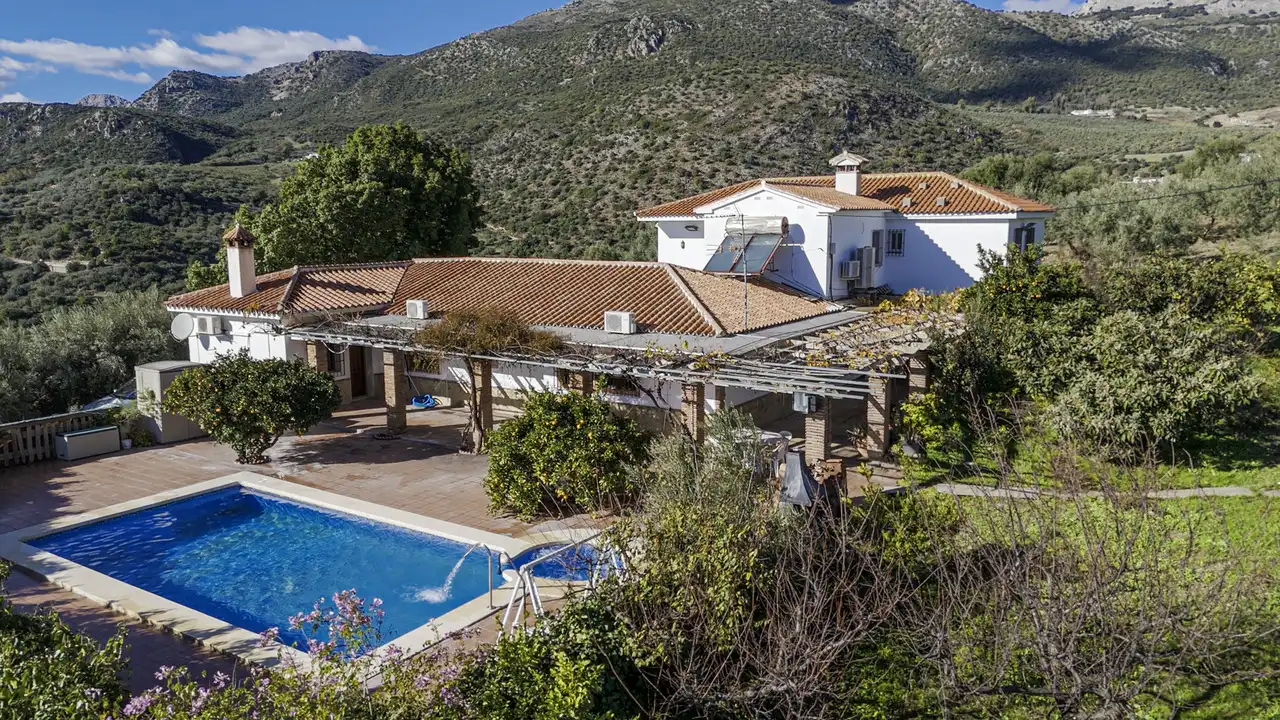 Jardín de Casa o chalet en venta en Periana con Aire acondicionado, Terraza y Piscina