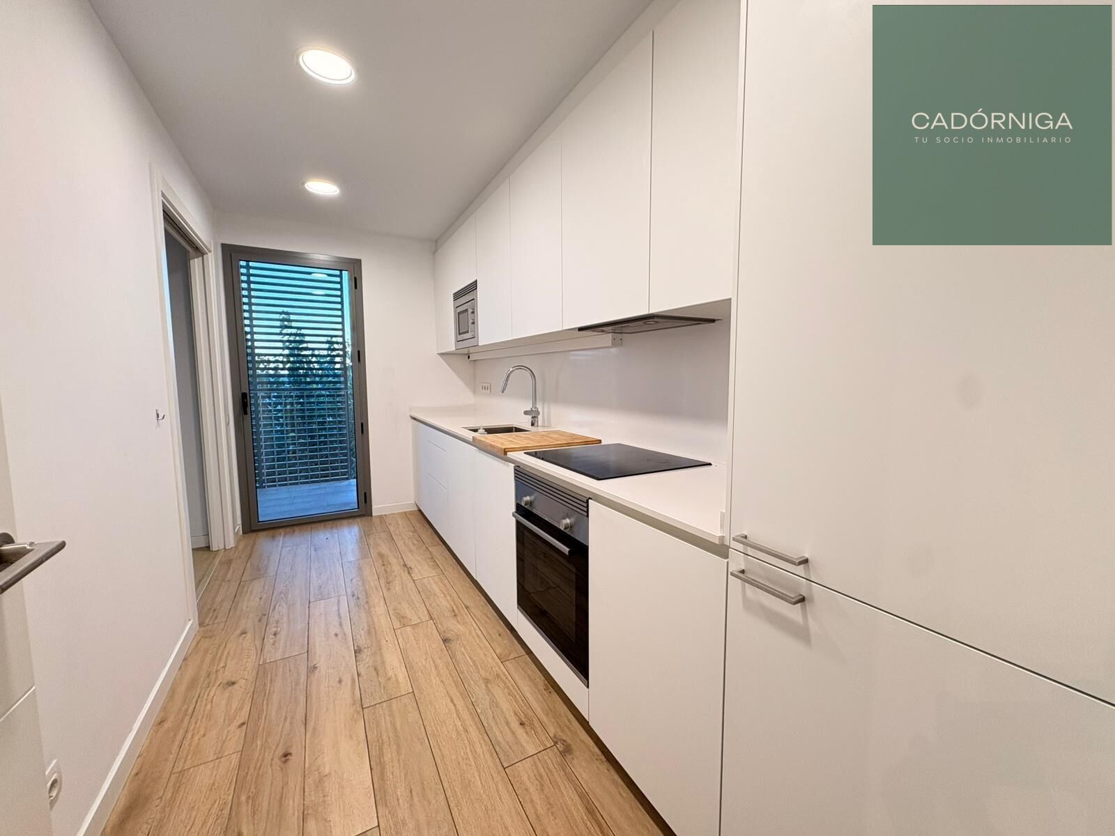 Cuina de Pis en venda en Tiana amb Terrassa i Traster