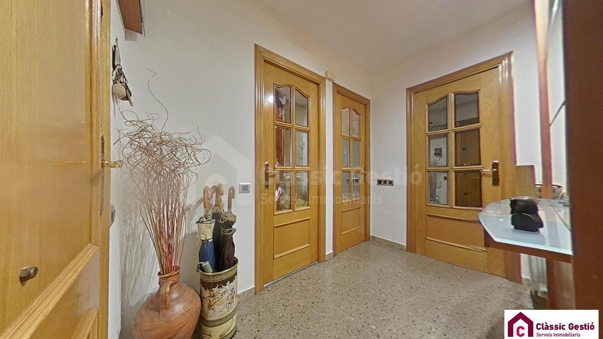 Flat for sale in Terrassa  with Air Conditioner and Heating