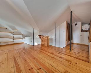 Duplex for sale in  Madrid Capital  with Air Conditioner and Heating