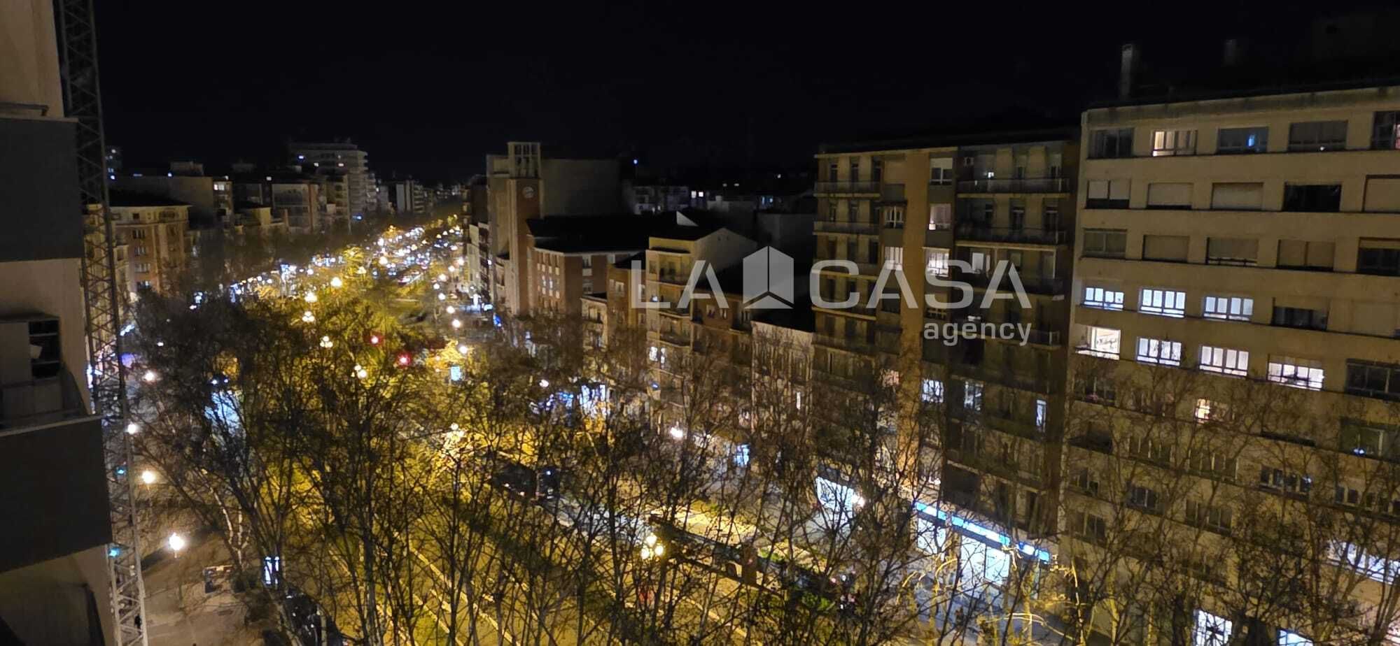 Vista exterior de Pis de lloguer en Valladolid Capital amb Calefacció i Balcó