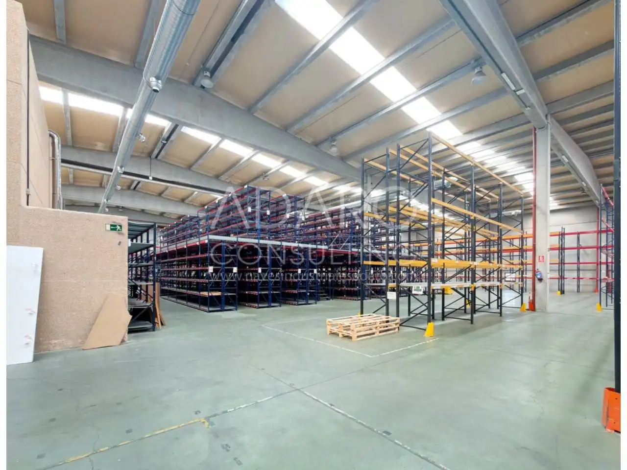 Nau industrial en venda en Boadilla del Monte amb Calefacció