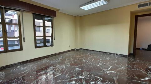 Foto 2 de Piso de alquiler en Zona Centro,  Córdoba Capital