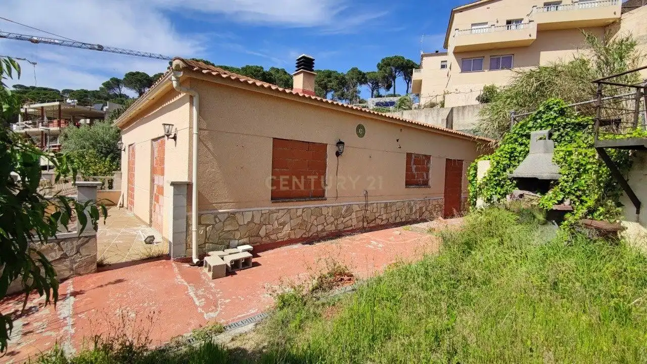 Casa o xalet en venda a CL VALENCIA,52 Lloret de Mar (Gerona/Girona), 52, Lloret Verd - Els Pinars