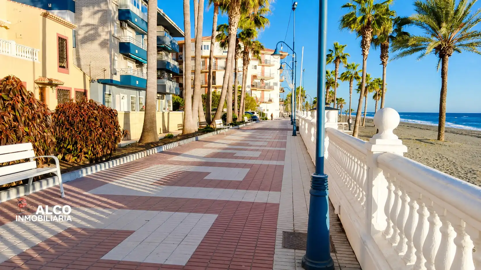 Vista exterior de Piso en venta en Torrox con Aire acondicionado, Trastero y Amueblado