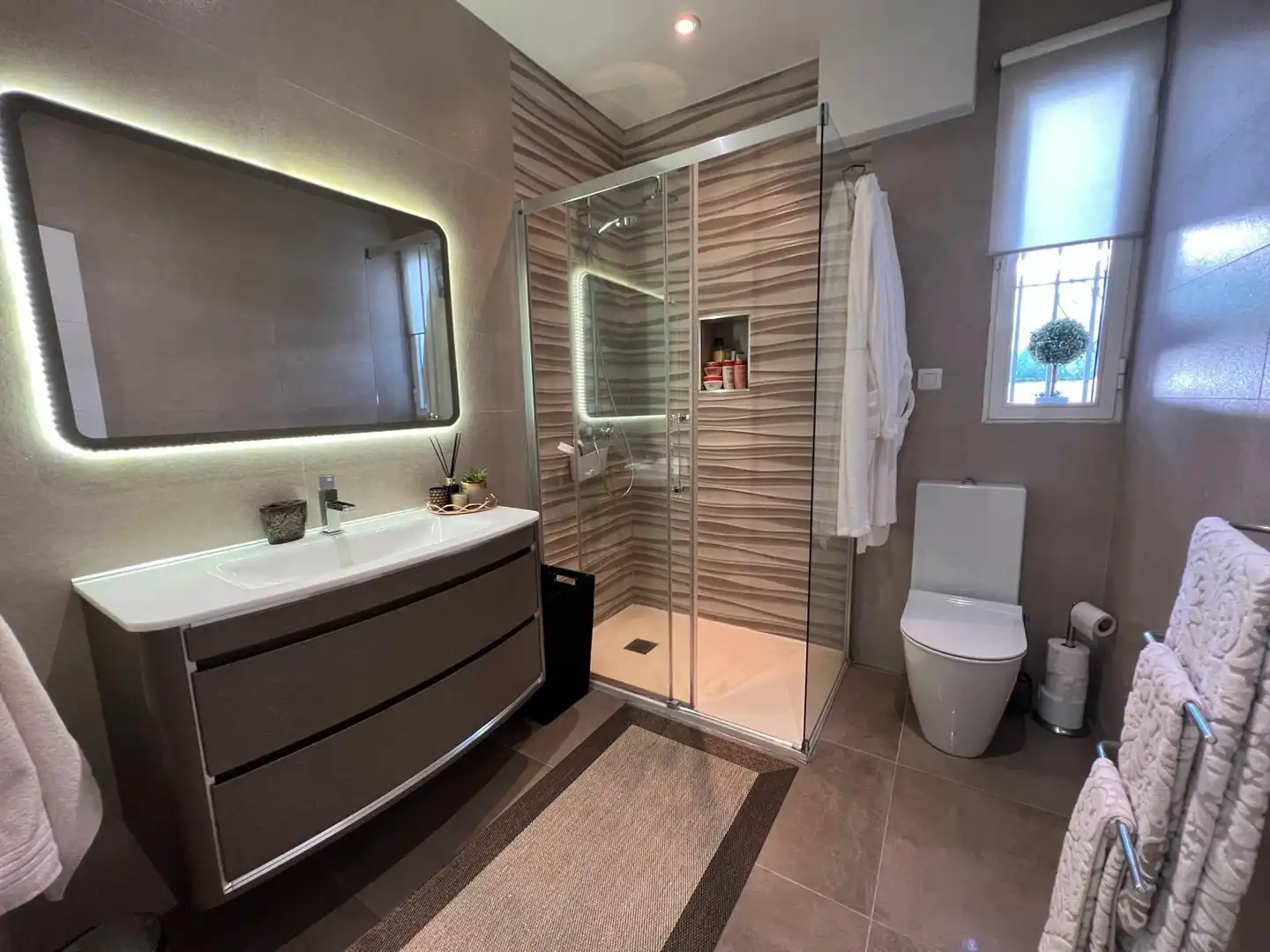 Baño de Casa o chalet en venta en Estepona con Aire acondicionado, Jardín privado y Terraza