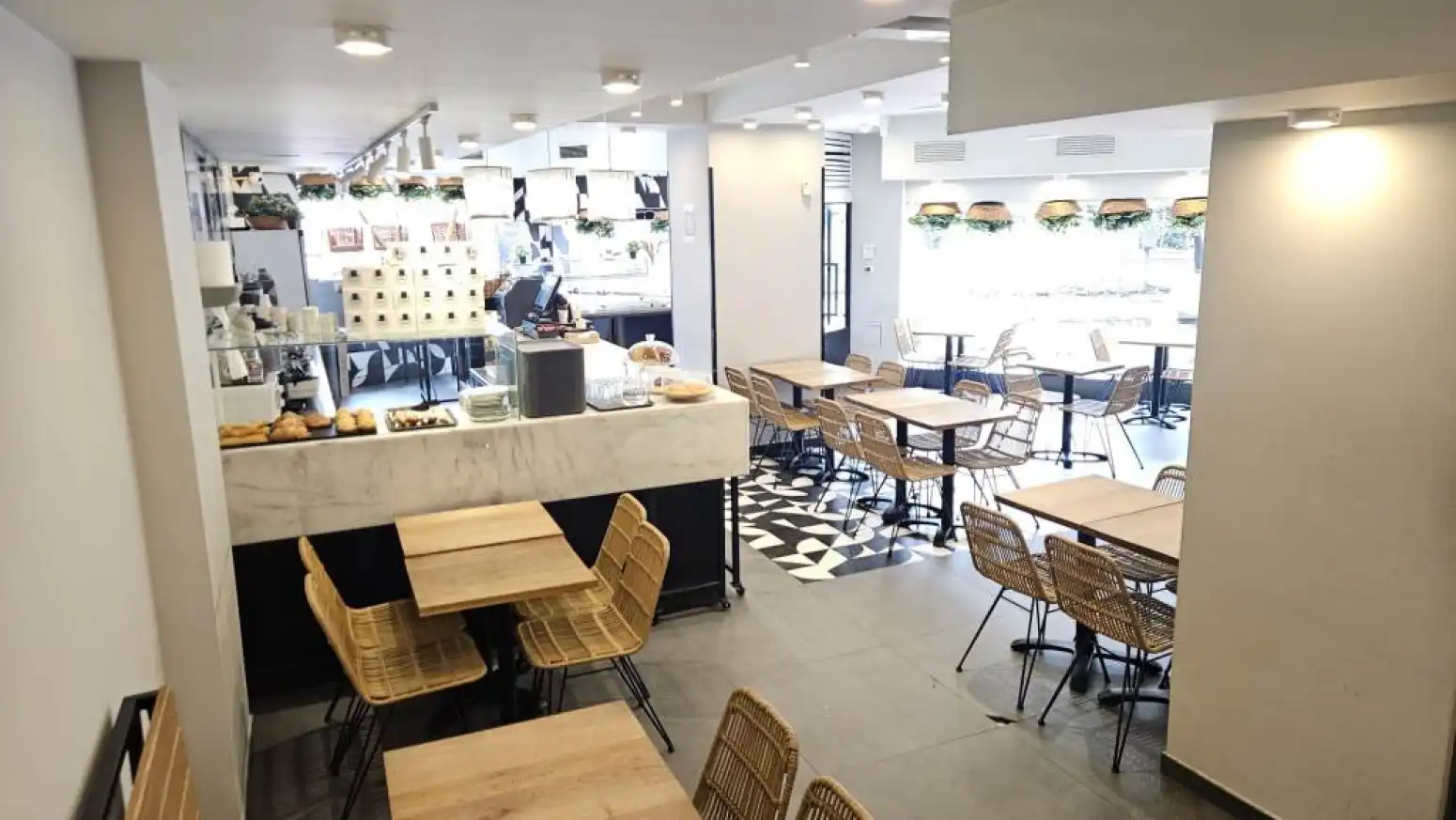 Local comercial en traspàs a Salamanca - Paseo de Carmelitas, imagen 5