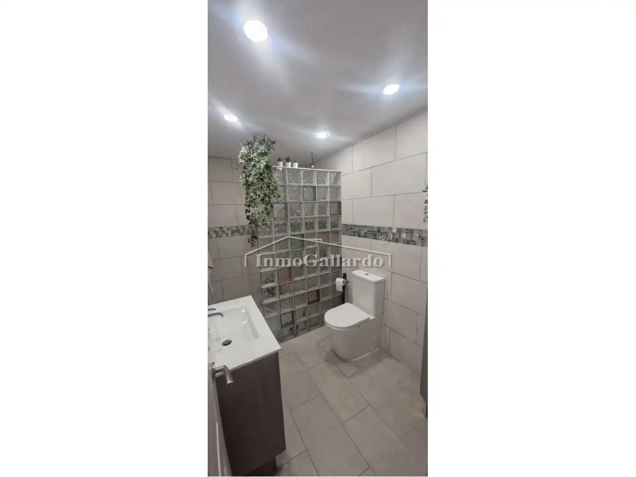 Bathroom of Duplexes for sale in Mijas  with Terrace, Storage room and Balcony