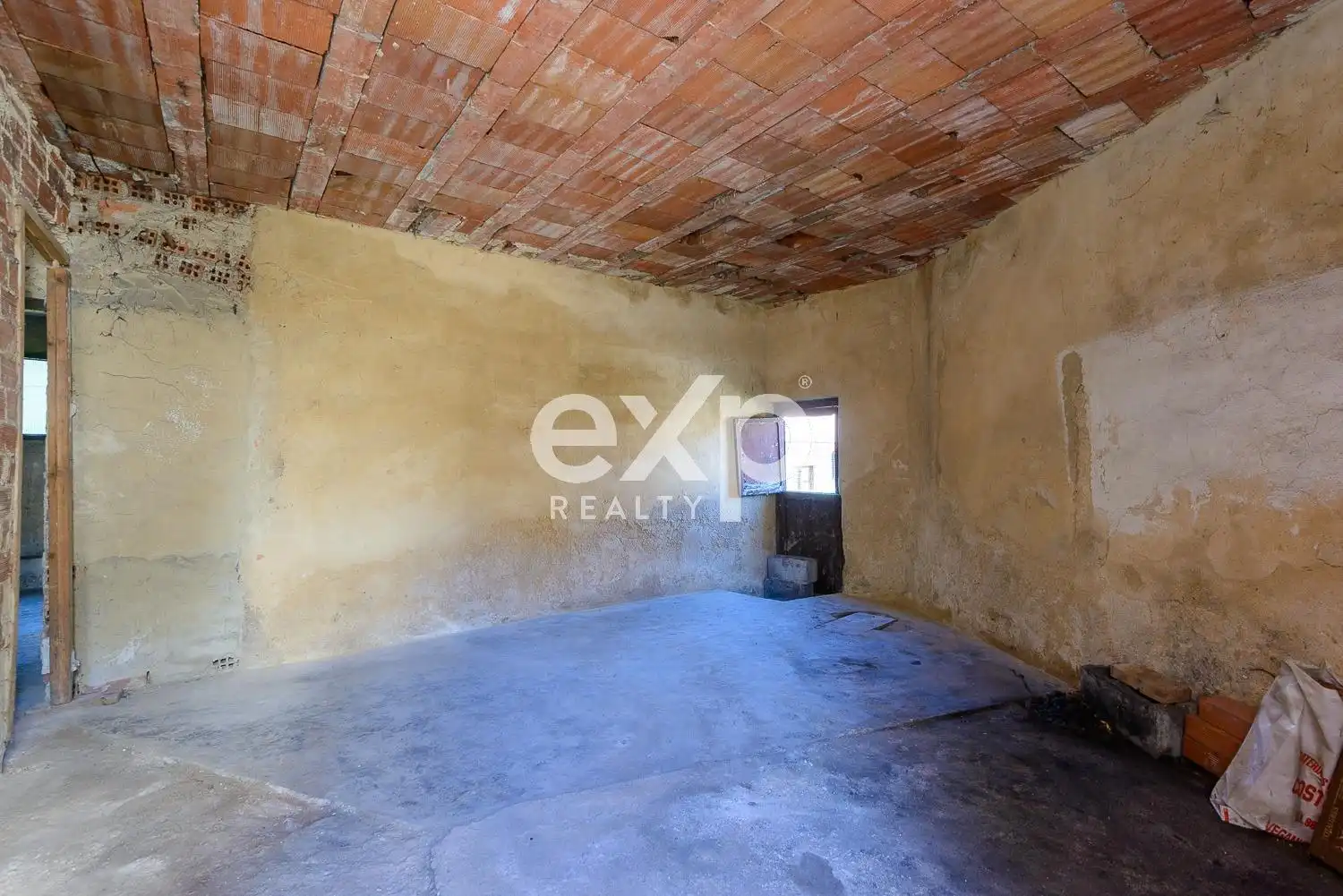 Casa o xalet en venda en Lena amb Traster i Moblat