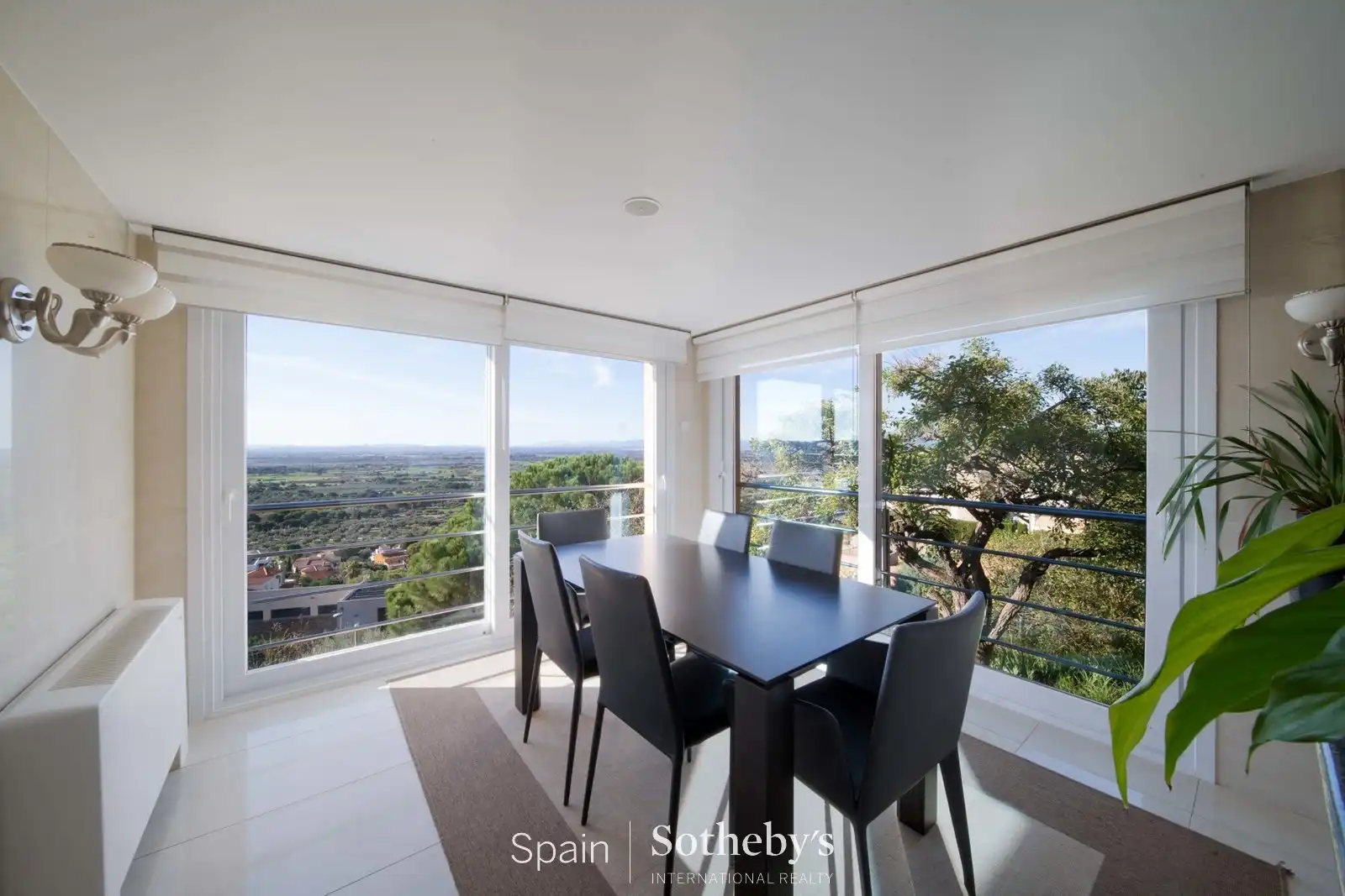 House with pool for sale in Carrer Anglaterra, imagen 24