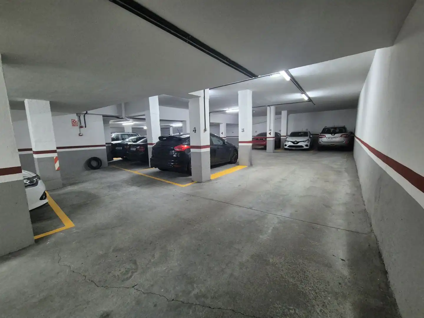 Parkplatz von Garage zur Miete in Grado