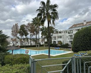 Vista exterior de Apartament de lloguer en Marbella amb Aire condicionat, Calefacció i Terrassa