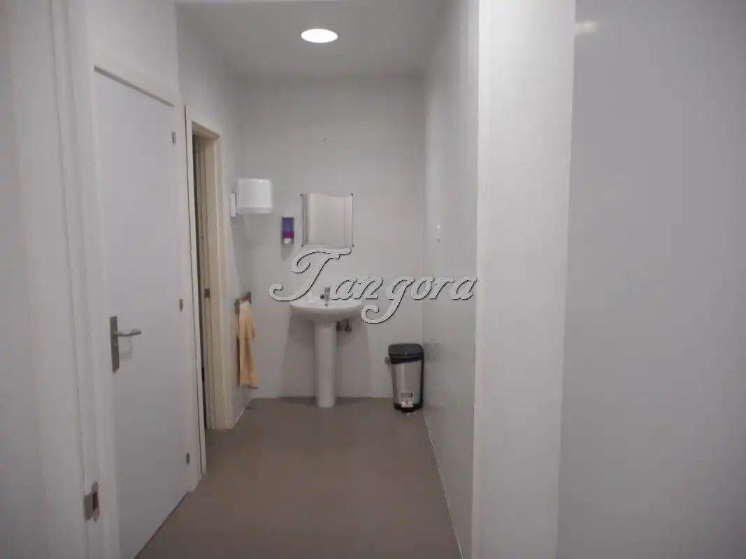Local en venta en Villa de Plentzia Kalea, Las Arenas