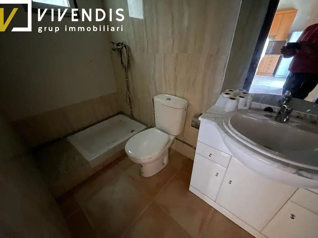 Bathroom of Houses for sale in Albatàrrec