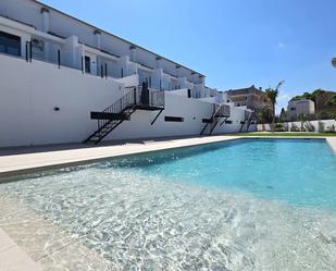 Piscina de Casa adosada de lloguer en Gandia amb Aire condicionat, Terrassa i Piscina