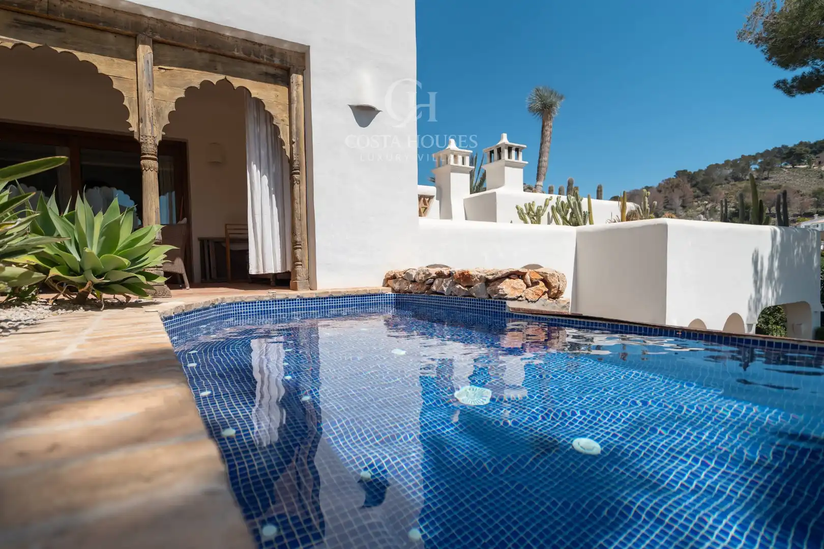 Piscina de Casa o xalet en venda en Moraira amb Aire condicionat, Calefacció i Jardí privat