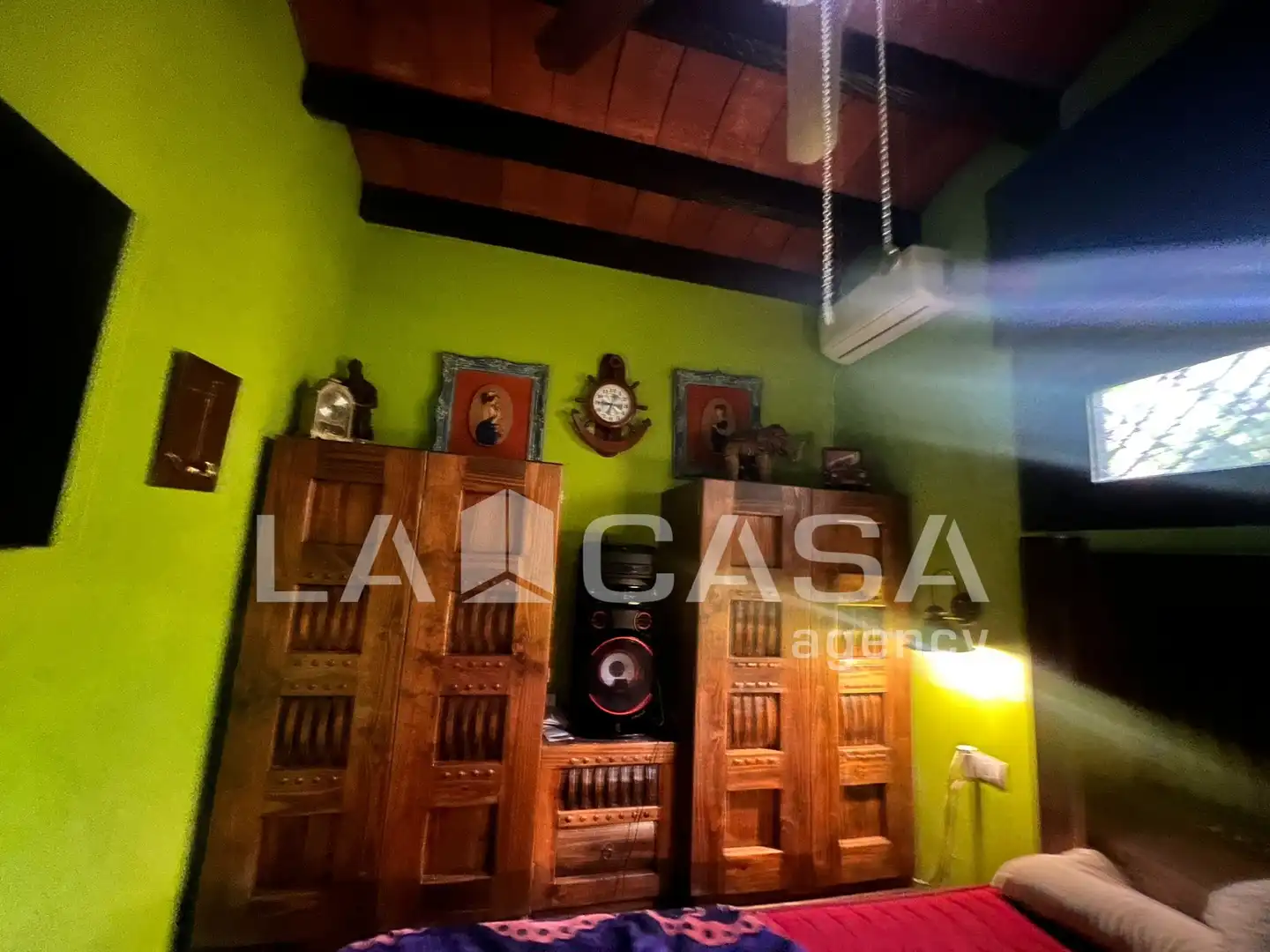 Casa adosada en venda en Algeciras amb Terrassa i Balcó