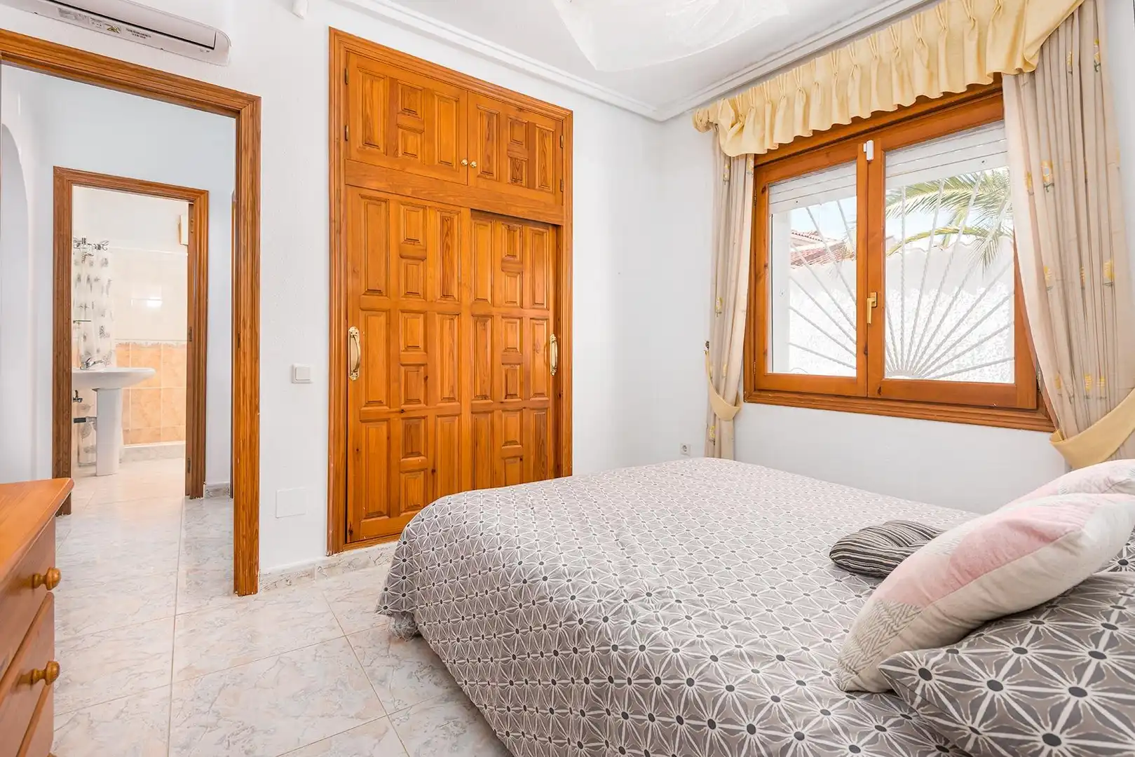Bedroom of Houses for sale in Rojales  with Air Conditioner, Heating and Private garden