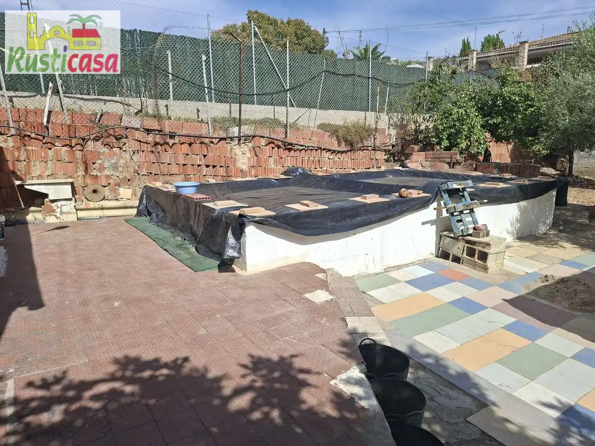Xalet amb jardí en venda a Bailén