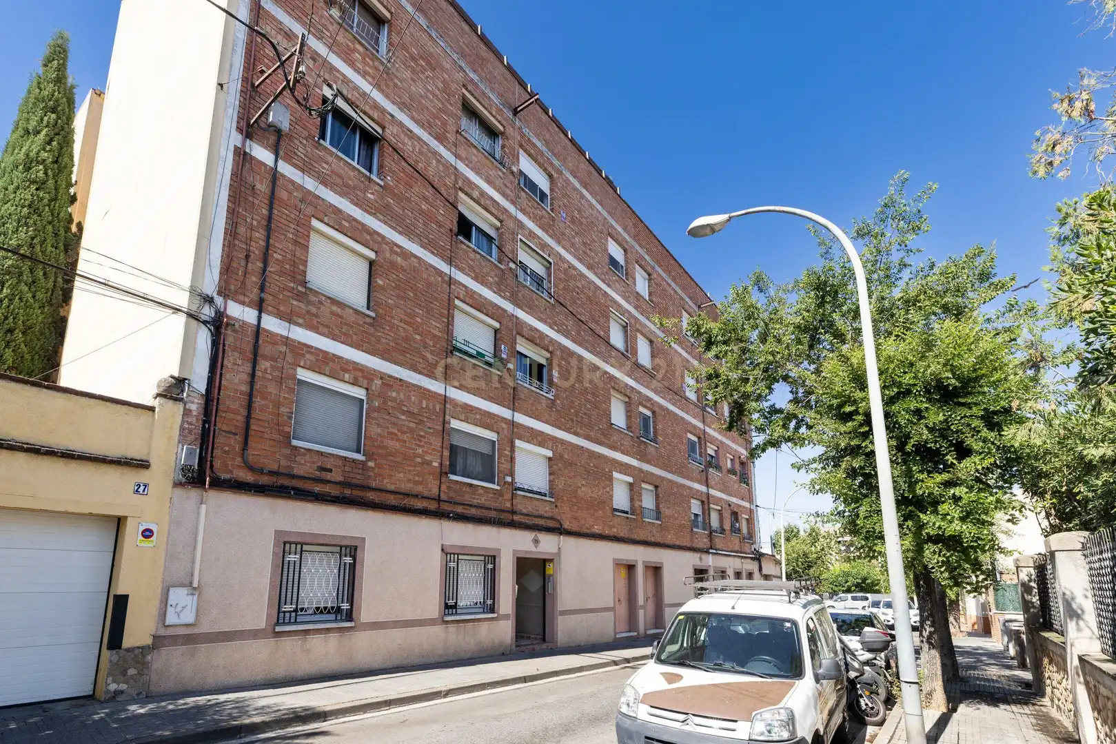 Außenansicht von Wohnungen zum Verkauf in Parets del Vallès mit Alarm