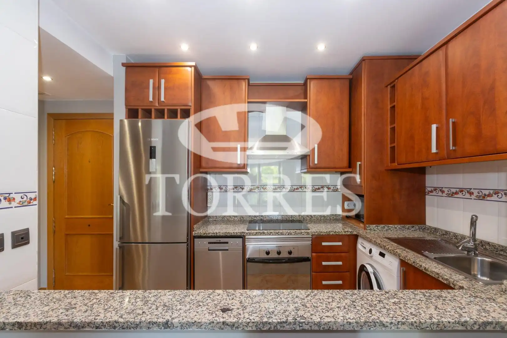 Cocina de Piso en venta en Málaga con Aire acondicionado, Parquet y Piscina comunitaria