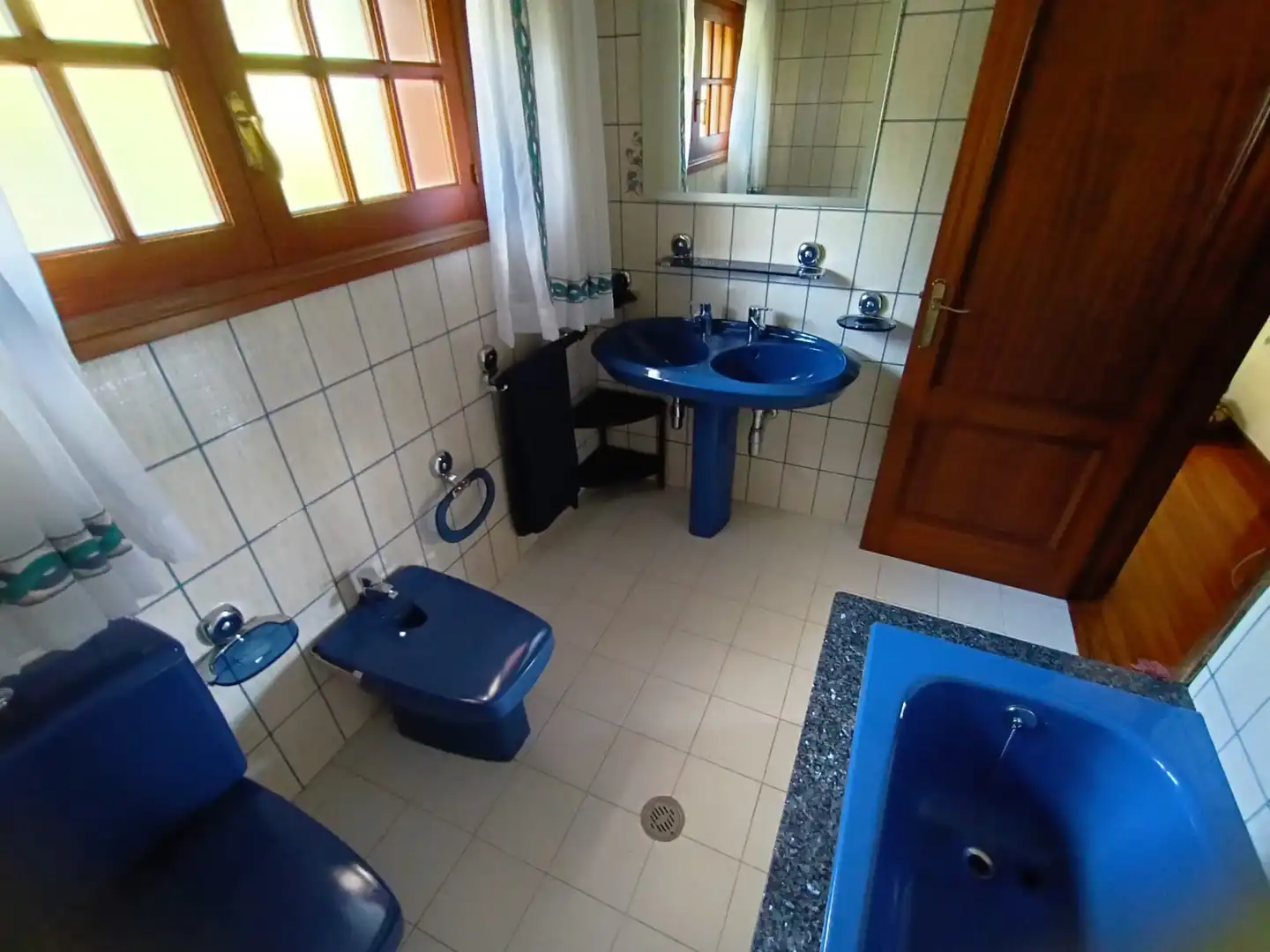 Baño de Casa o chalet de alquiler en A Guarda   con Calefacción, Jardín privado y Parquet