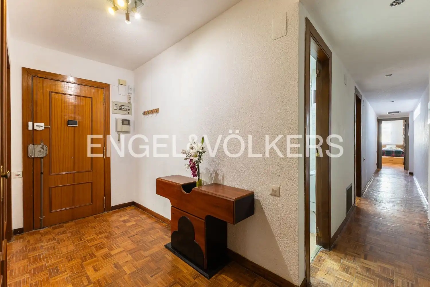 Piso de alquiler en Valencia con Aire acondicionado, Calefacción y Parquet