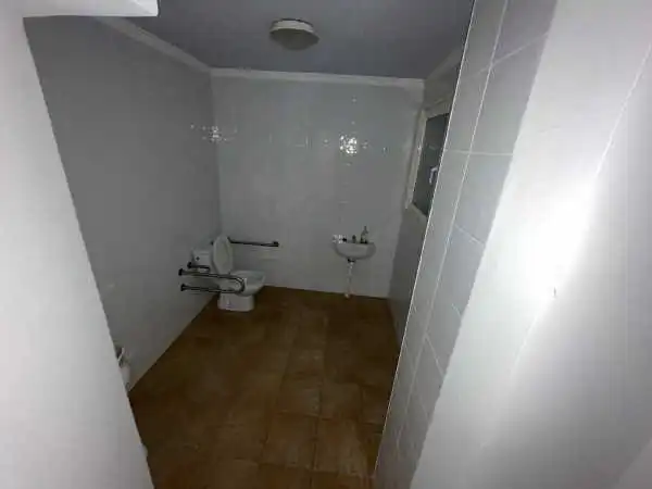 Bany de Oficina en venda en Las Palmas de Gran Canaria amb Aire condicionat i Calefacció