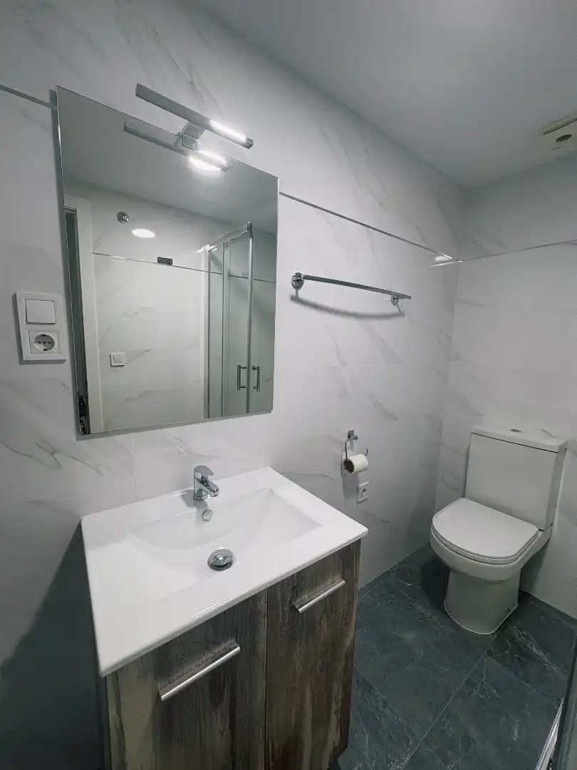Study for rent in Calle Isla de la Toja, 14, Parque de la Coruña - Las Suertes