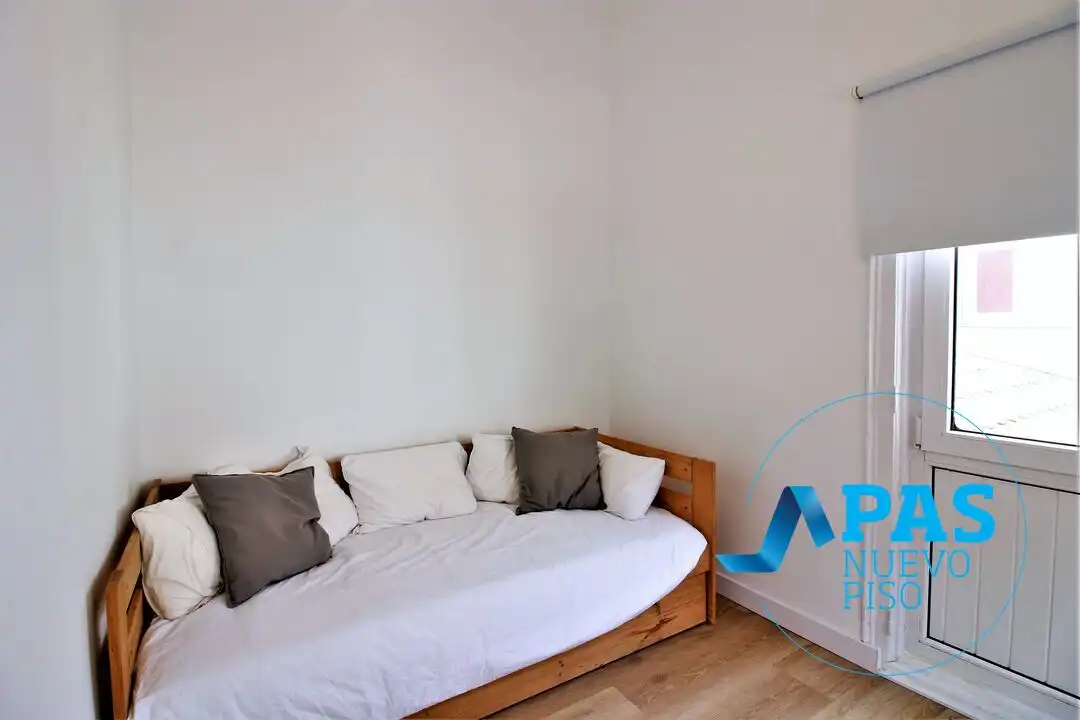 Habitación de Piso en venta en Santander con Amueblado, Balcón y Alarma