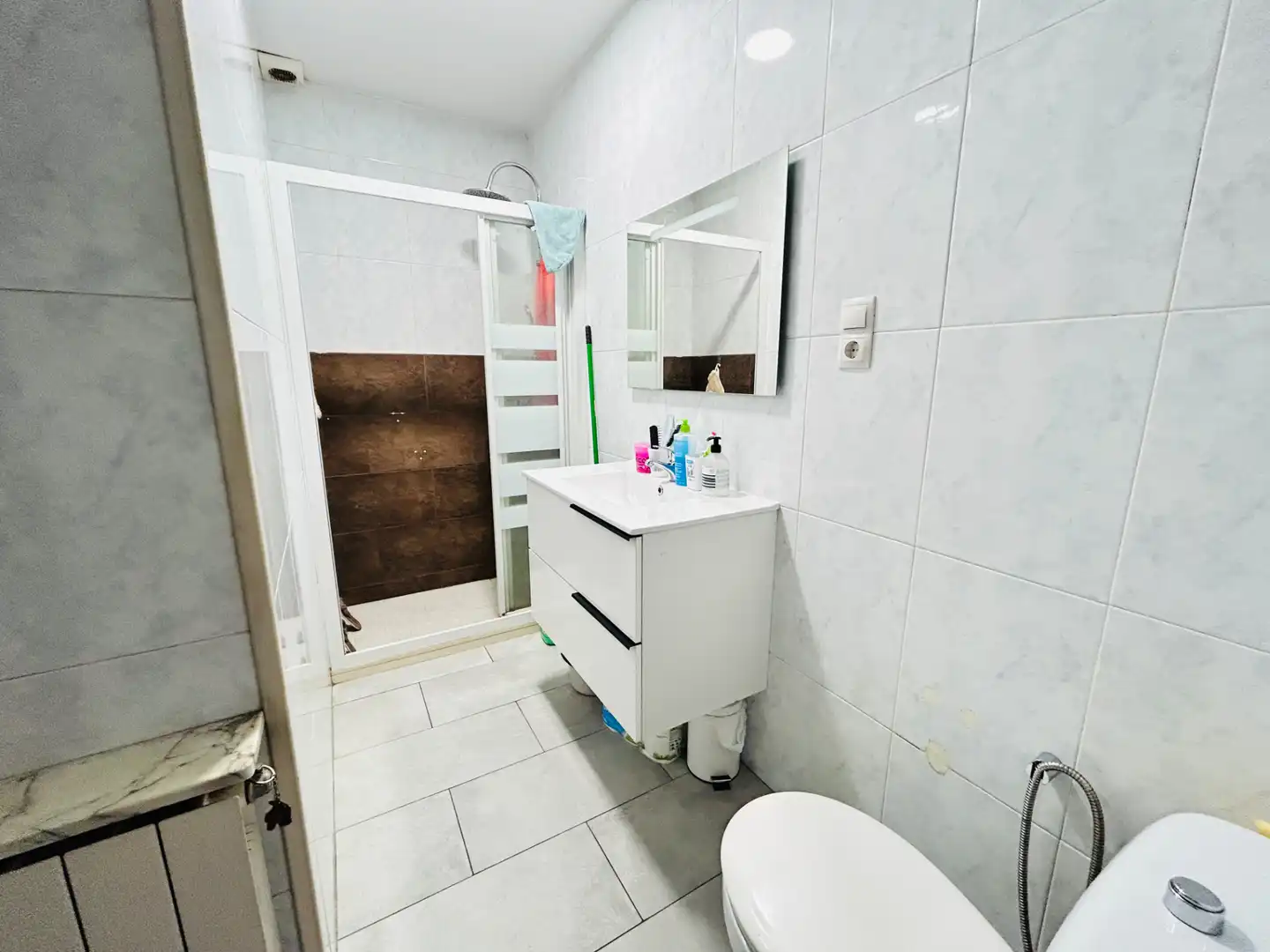 Baño de Piso en venta en Manlleu con Calefacción y Jardín privado