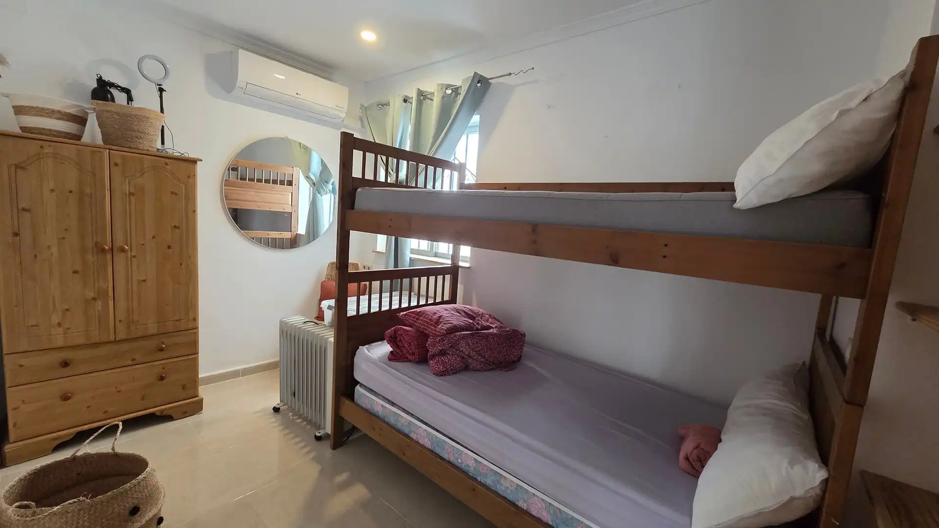 Dormitori de Casa o xalet de lloguer en Fuengirola amb Terrassa, Moblat i Balcó