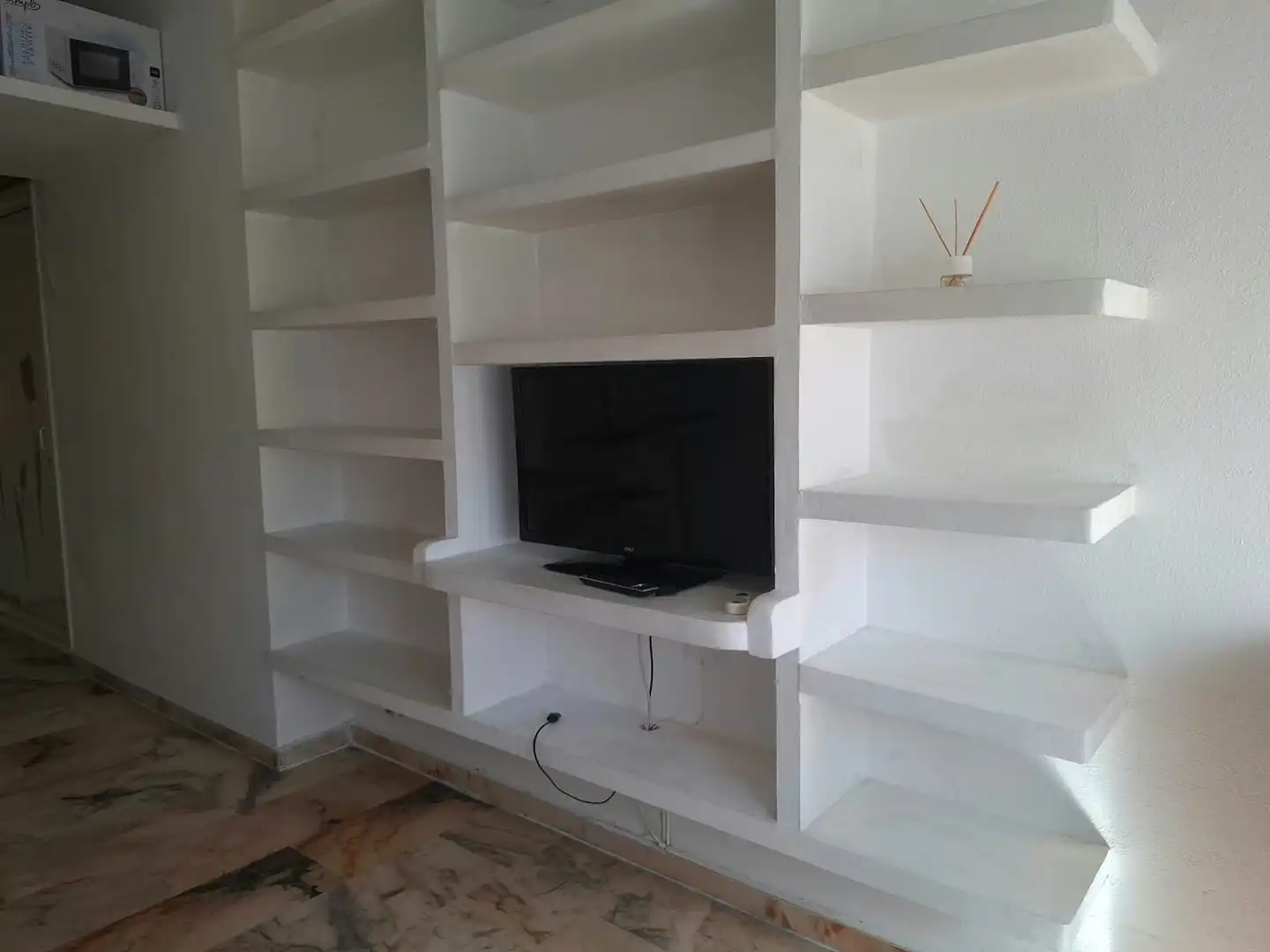 Wohnung zur Miete in Calle Secoya, Parque Alcosa