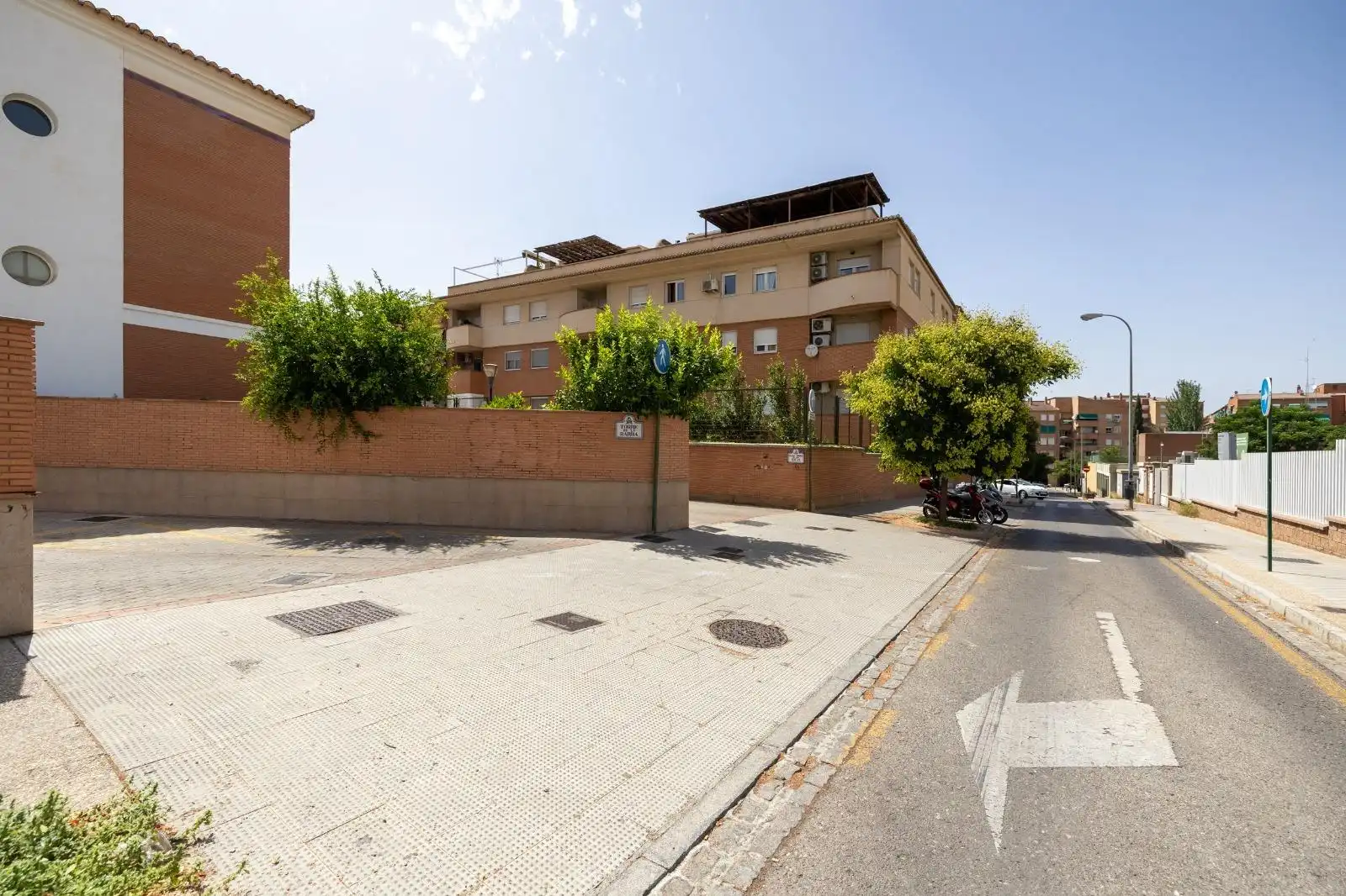 Vista exterior de Casa o chalet en venta en Granada con Aire acondicionado, Calefacción y Terraza