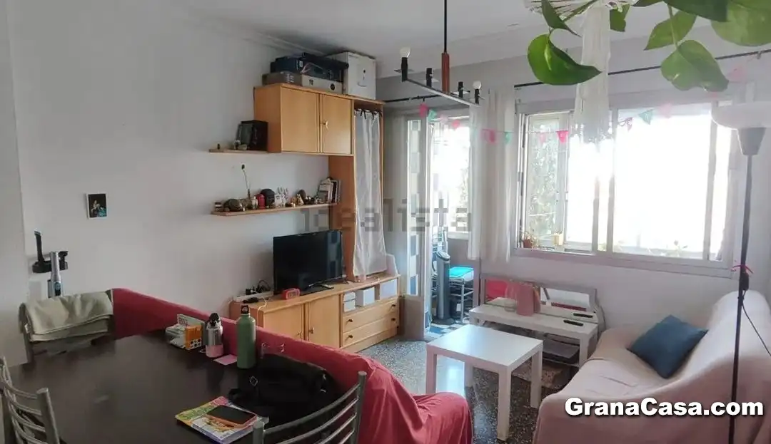 Piso con terraza en alquiler en Norte