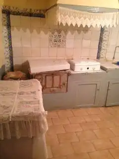 Cuina de Casa o xalet en venda en La Cerollera amb Calefacció, Jardí privat i Terrassa