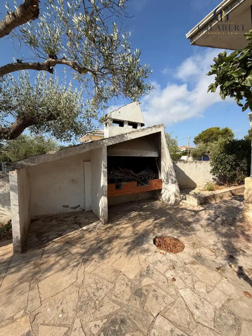 Vista exterior de Casa o xalet en venda en L'Ampolla, Tarragona